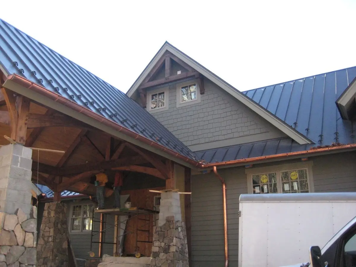 Craftsman Roofing team delivering quality roofing work in Linden